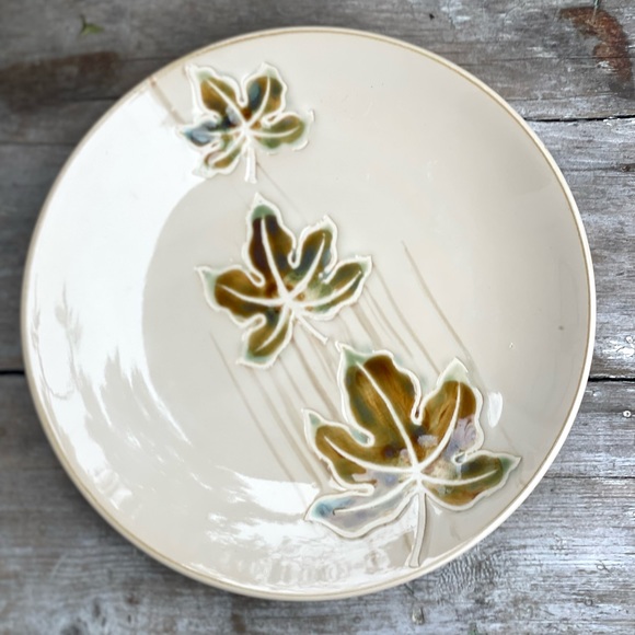 Pier 1 autumn leaves stoneware salad plate hand painted new - Picture 3 of 6